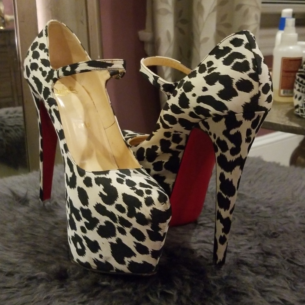 Christian Louboutin Leapard lady DAF Mary Jane